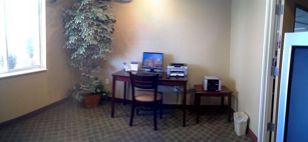 Baymont By Wyndham Fulton Hotel Bagian luar foto
