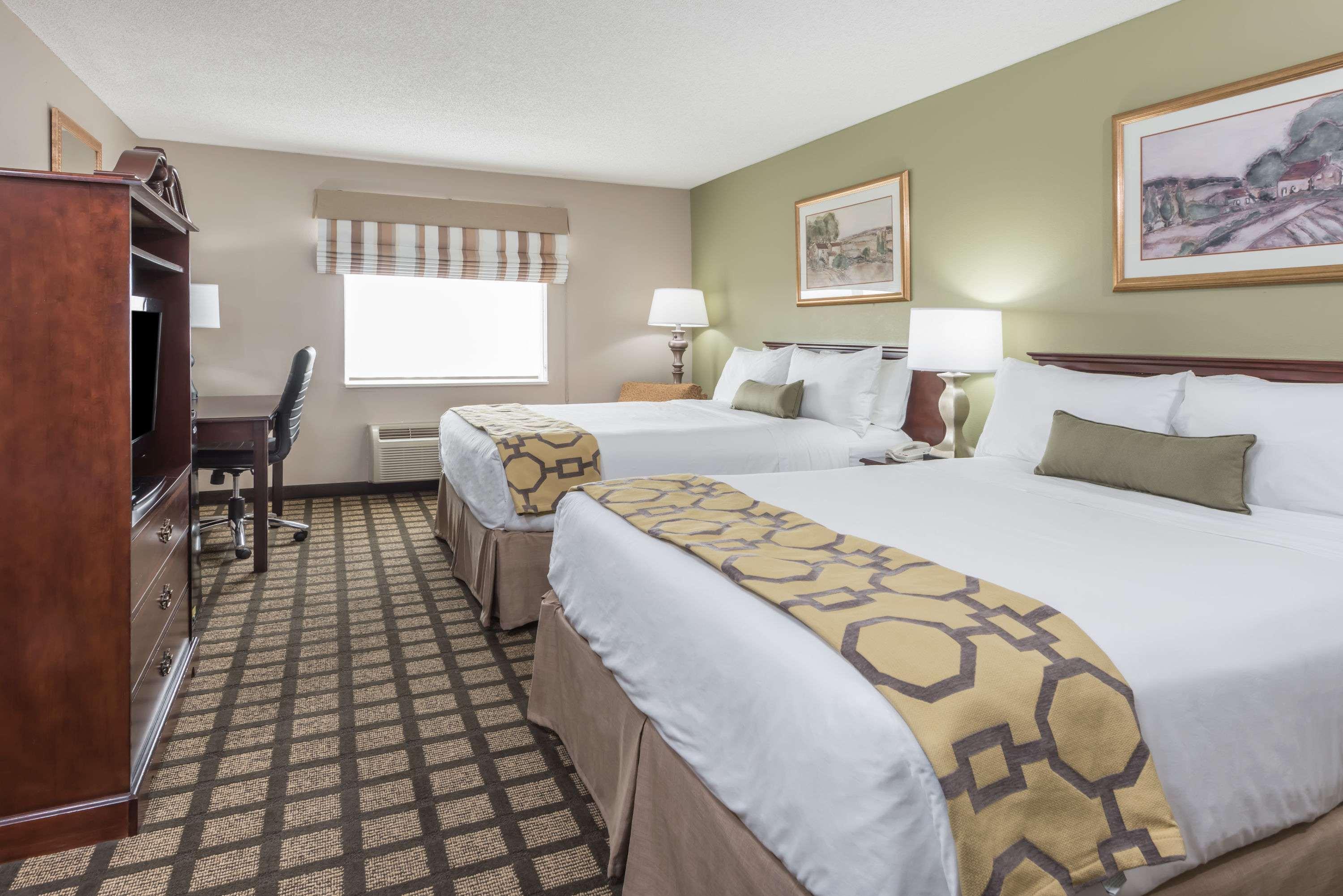 Baymont By Wyndham Fulton Hotel Bagian luar foto
