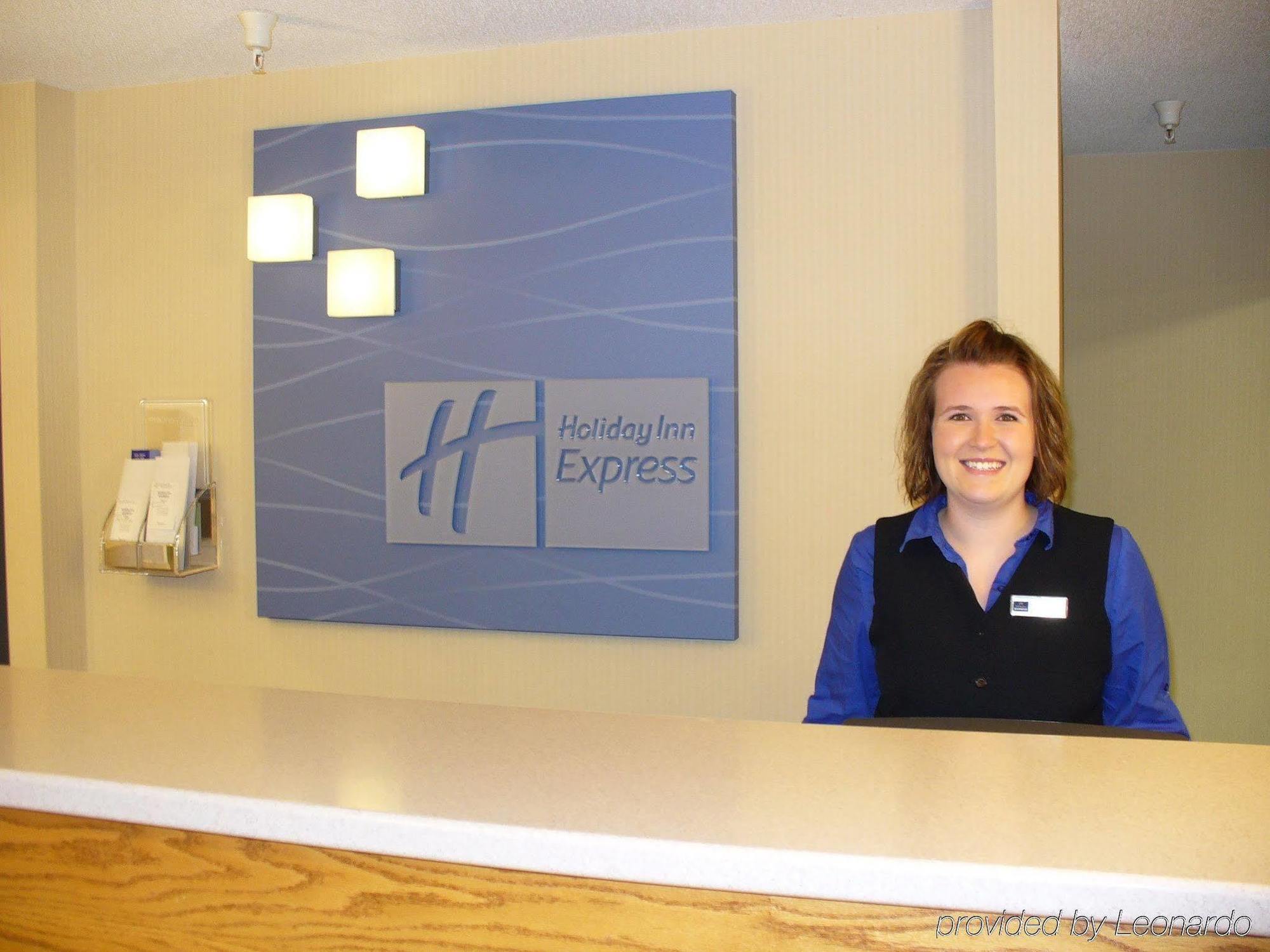 Baymont By Wyndham Fulton Hotel Bagian luar foto